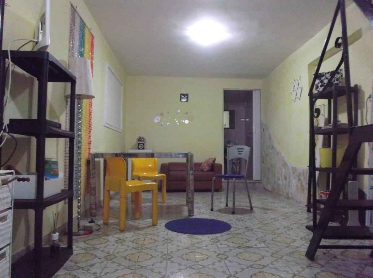 Villa Monolocale Fronte Strada Napoli Centro Storico Extérieur photo